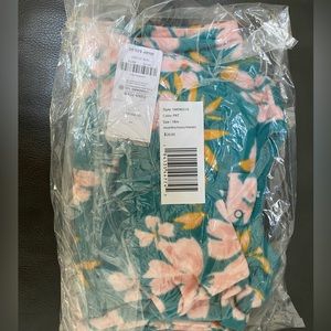 Carter’s fleece 18M girl footed zipper pajamas